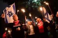 מפגינים בתל אביב במחאה נגד הרפורמה