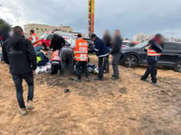 תאונה קטלנית: שני פועלים מתו מקריסת חומה באשדוד