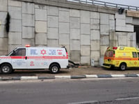 חשד לרצח: צעיר כבן 20 נמצא דקור ליד הליפתא