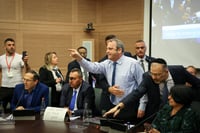 האופוזיציה לא הצביעה: הרפורמה המשפטית אושרה