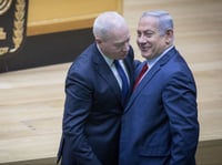 נתניהו שוב מתקפל: פיטורי גלנט נדחו למועד לא ידוע