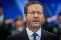 לקראת פיצוץ: גנץ ולפיד מאיימים לנטוש את השיחות