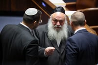 עיתון 'המודיע' לליכוד: בלי חוק הגיוס אין קואליציה