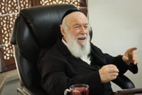 הרב זילברשטיין