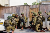 חתרו למגע: 8 סיפורי גבורה של הלוחמים בעוטף עזה