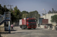 תיעוד: 200 משאיות סיוע הומניטרי נכנסות לרצועה