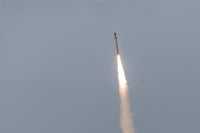 טיל שוגר הלילה מתימן לישראל, אדם אחד נפצע בדרכו למרחב המוגן
