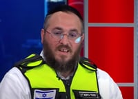 לא עמד בעומס: המתנדב המוכר התמוטט ופונה לבי"ח