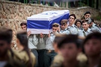 'תמשיך להיות מודל לחיקוי': תומר גרינברג הובא למנוחות