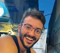 אלון שמריז