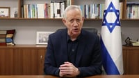 גנץ: הכנס פגע במאמצים להחזיר את החטופים