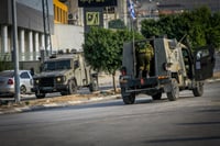 ערבים שדדו רכב בשומרון: בן 74 במצב אנוש