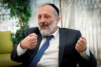 דרעי מבהיר: "ש"ס תתמוך בכל עסקה שתובא לאישור הממשלה"