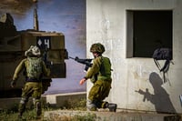 יוזם הקמפיין נגד חיילי צה"ל, מתלונן: "ישראל משמיצה אותי"