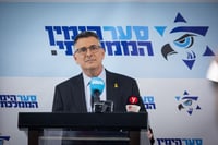 סער הנחה את הנציגויות: להכריז על החות'ים כארגון טרור