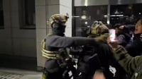 כאוס בדרום קוריאה: הצבא פשט על הפרלמנט, התנגשות ברחובות