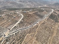 הפיגוע בפונדוק: המחבלים נמלטו בכביש לא חוקי שסללה הרשות הפלסטינית