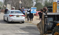 "לא למדנו כלום": תושבי כפר תפוח מנעו כניסת פועלים פלסטיניים ליישוב