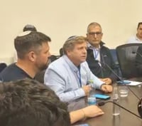צפו: חגי לובר זועק בכנסת מדם לבו על חוק הגיוס