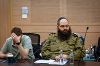 נציג צה"ל חשף בכנסת: מתוך 10,000 צווים התגייסו 205 חרדים בלבד