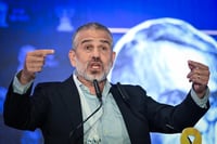 ינון מגל |