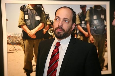 השר אטיאס במוזיאון גוש קטיף: די לנסיגות חד צדדיות