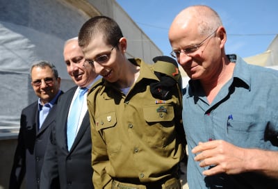 אבותינו יעשו הכל כדי להשיב את הבנים הביתה?