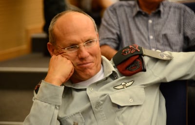 עזבו את רביבי, האשם הוא ניצן אלון