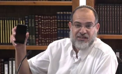 הרב טמיר: איך שומרים על קשב וריכוז בעידן הסמרטפון?