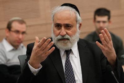 האנשים השקופים: מייסד ש"ס נבעט מהמפלגה