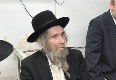 הרב שטיינמן הורה להזמין לעצרת את הרבנים הדתיים; העסקנים התעלמו
