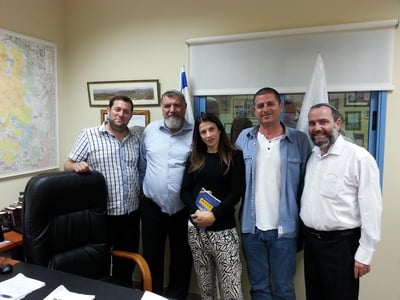 מגישת הטלויזיה מירי נבו ביקרה בשומרון