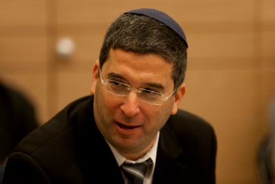 "למוטט את שלטון החמאס, להגיב בעוצמה"