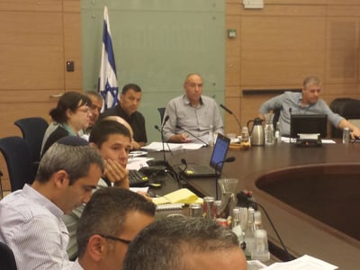 יוגב: "תושבי יו"ש אינם אזרחים סוג ב'"
