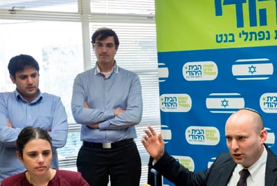 אורי אריאל איים לפטר את דובר הבית היהודי