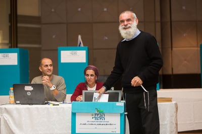הרב רונצקי: בנט הבטיח לי מקום ריאלי
