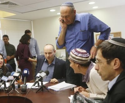 חכי"ם לבנט: "כך אתה מחזיר לנו?"