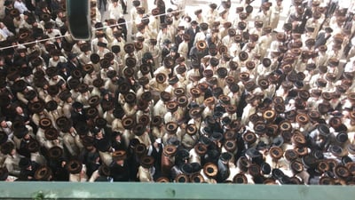 אלפים בלווית הבחור יצחק סאמט ז"ל. גלריה