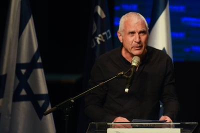 באמצע הדיון: הח"כ סיפר על בנו ומירר בבכי. צפו