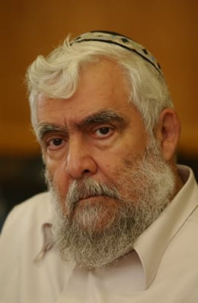 קיצוץ בכוחו של בנט; שריון אחד בכל עשירייה