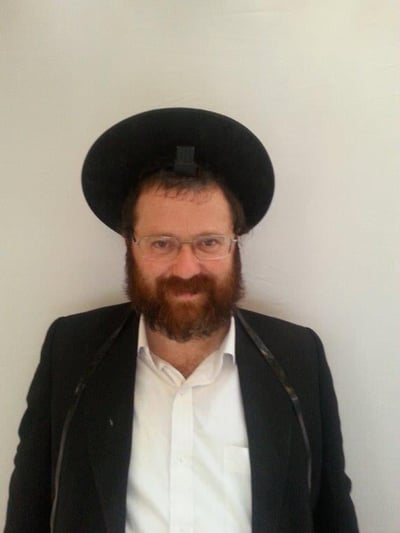 ראוי שהרב בזק ומעריציו ירדו ממגדל השן / תגובה