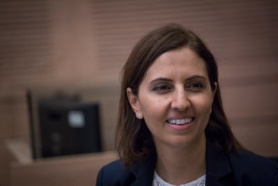 זעם על השרה גמליאל: "להטיל עליה סנקציות"