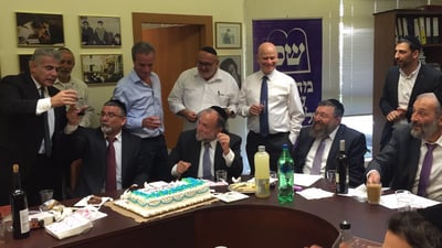 "פחד ופאניקה": נתניהו מפחד מהמפלגות החרדיות