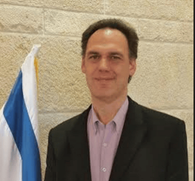 הפעיל החילוני הודיע על מועמדותו לבית היהודי