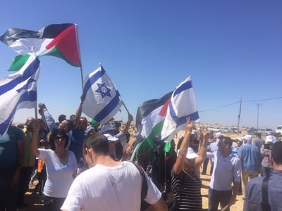 סיור הח"כים הותקף בידי פעילי שמאל ופלסטינים