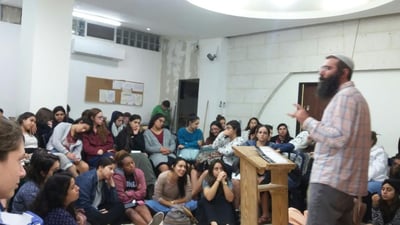 לראשונה במגזר: עזבו את האולפנא ועברו למדרשה