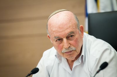 סלומינסקי בבקשה ראשונה מדונלד טראמפ