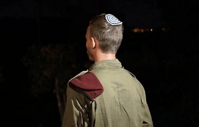 גיבור: הלוחם שעצר את הטבח משחזר • צפו