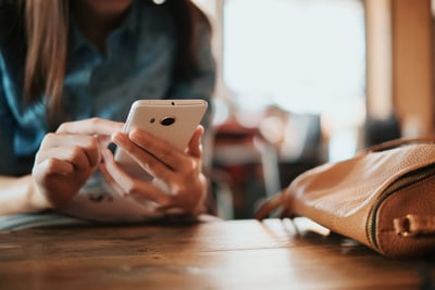 עשרות אלפי מסרונים בעקבות איכוני שב"כ