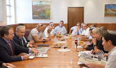 ביש"ע תוקפים: "הבטחות יש. כבישים אין"